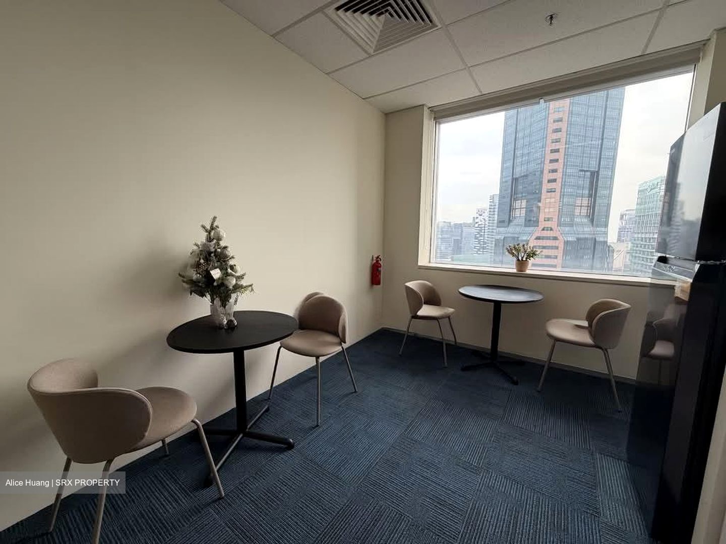One Raffles Place (D1), Office #552507961